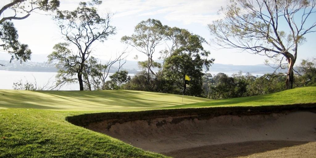 Tasmania GC has a beauty all of its own combining stands of eucalyptus trees and native shrubs