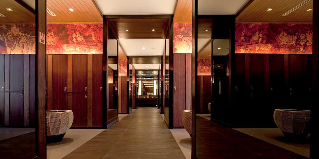 The impeccable locker room at Banyan's Clubhouse