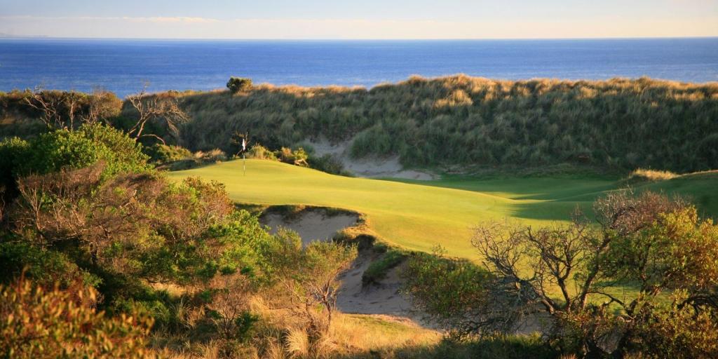 Hole 7 Barnbougle Dunes GC