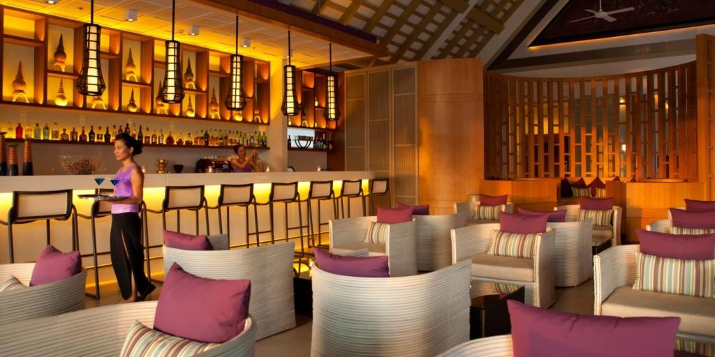 Loy Krathong Bar: Angsana Laguna Phuket